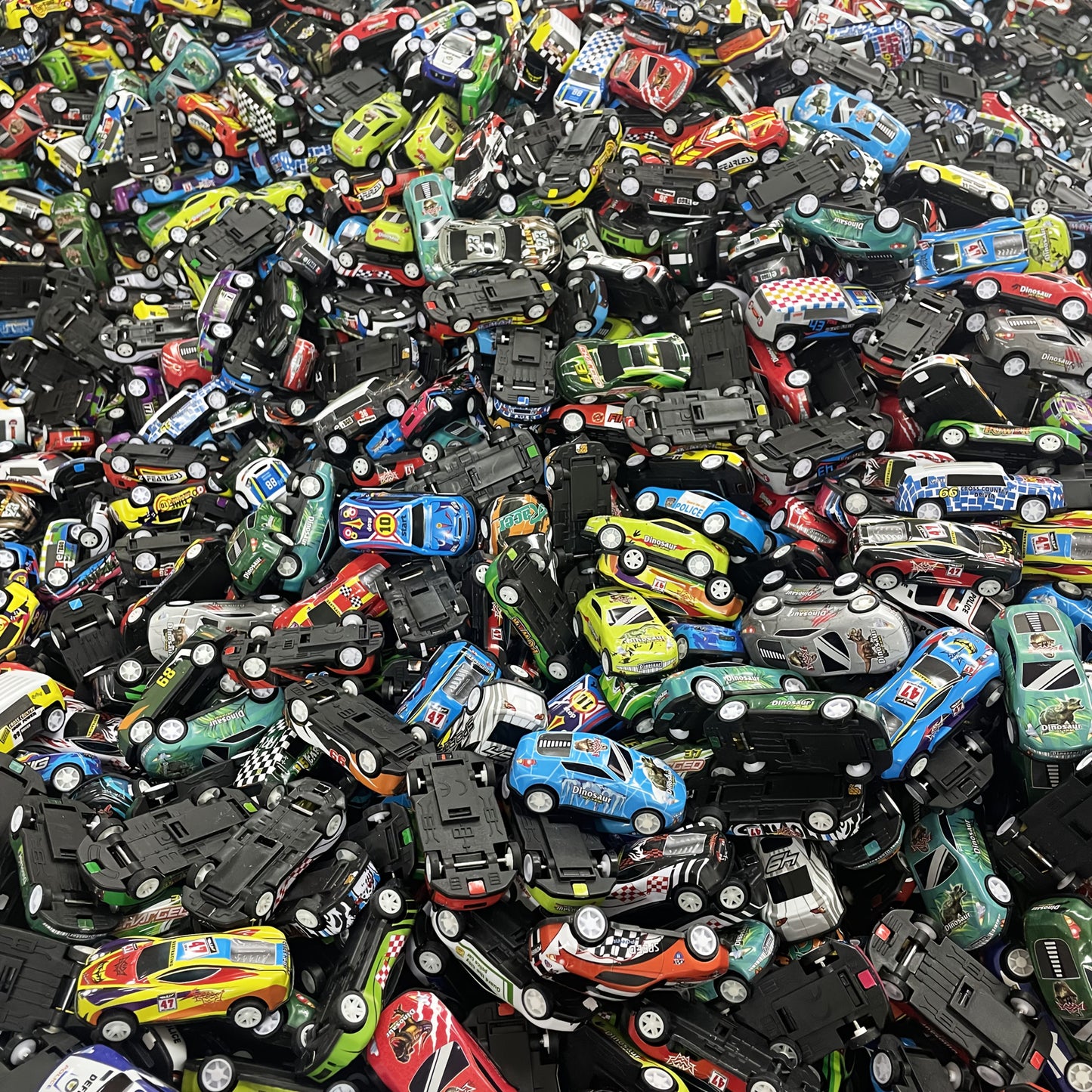 50 Pezzi Mini Auto in Lega con Scatola di Conservazione