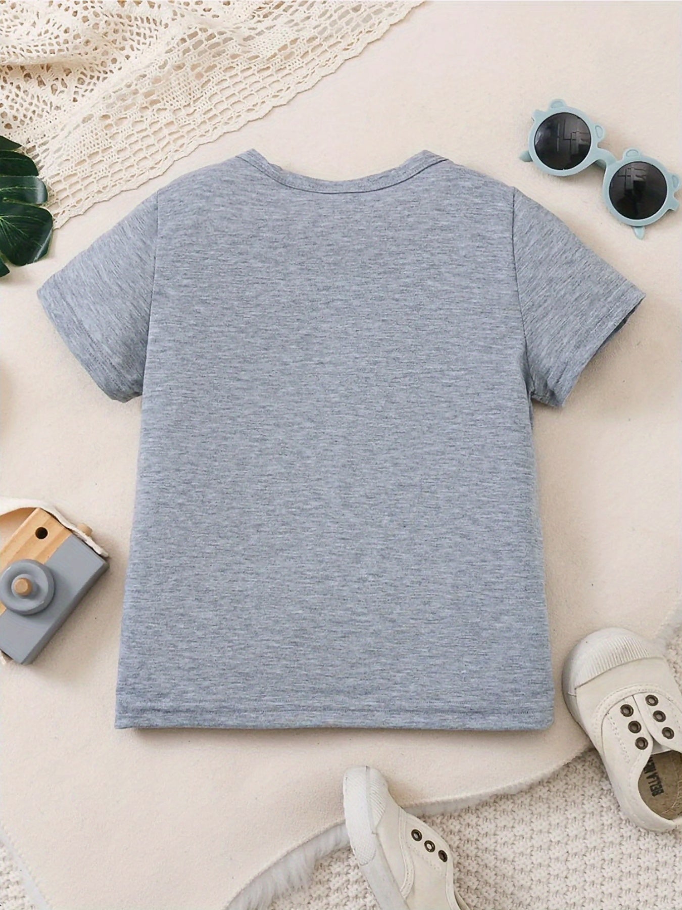 Maglietta di Natale Personalizzata per Bambini 🎅 | Con Nome - Albero e Cappello di Natale