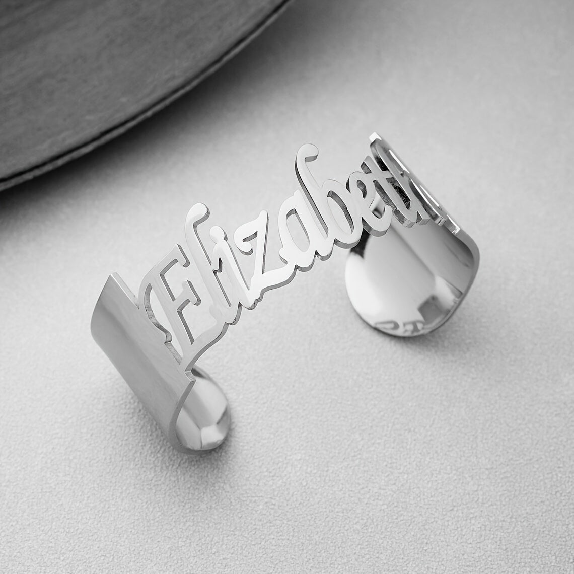 Braccialetto Personalizzato con Nome, Bangle Larga in Acciaio Inox per Donna